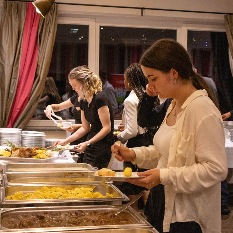 2023-AzubiEvent-800x800px11.jpg